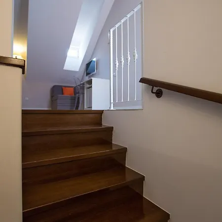 Guest house Flores With Balcony Dubrovnik